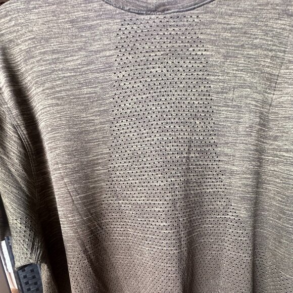lululemon Men's Metal Vent Tech Breathe Olive Green Large - Picture 5 of 10